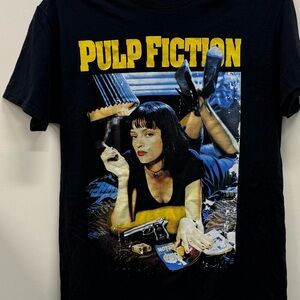 Pulp fiction tee shirt med distressed Black Pulp Fiction Graphic Tee movie